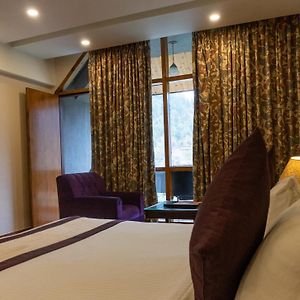 Super Deluxe Room